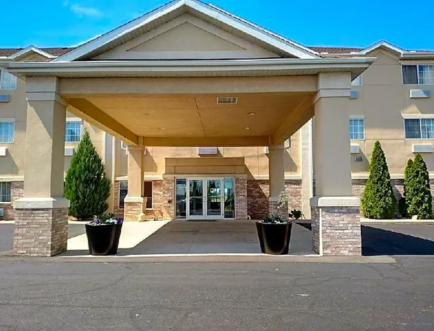 Best Western Plus Napoleon Inn & Suites hotel detail image 2