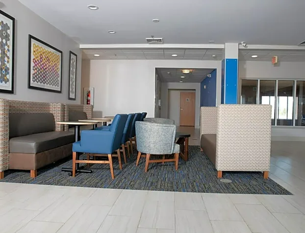 Best Western Plus Napoleon Inn & Suites hotel detail image 3