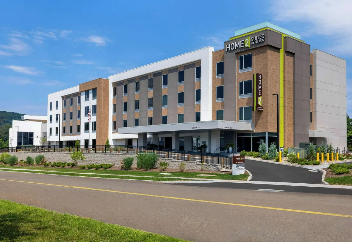 Home2 Suites by Hilton Bristol hotel hero