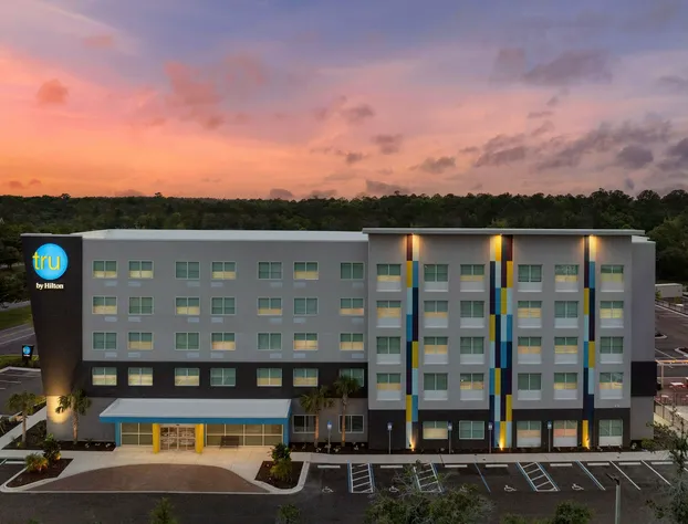 Tru by Hilton Jacksonville Airport I-95 hotel detail image 1