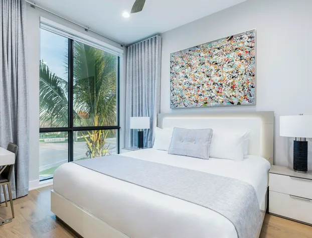 Harbor Island Beach Club by Villatel hotel detail image 4