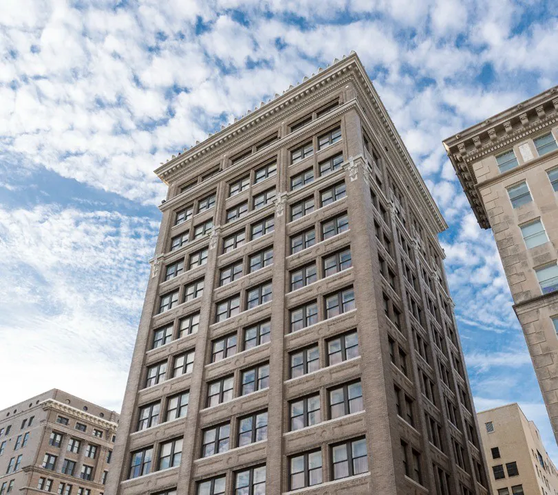 Hu Hotel Memphis hotel hero