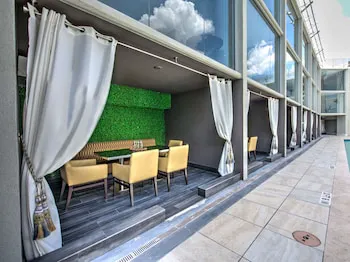 DoubleTree by Hilton Houston Brookhollow hotel detail image 1