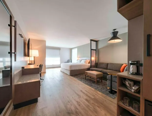 Hyatt Place Sacramento International Airport hotel detail image 3