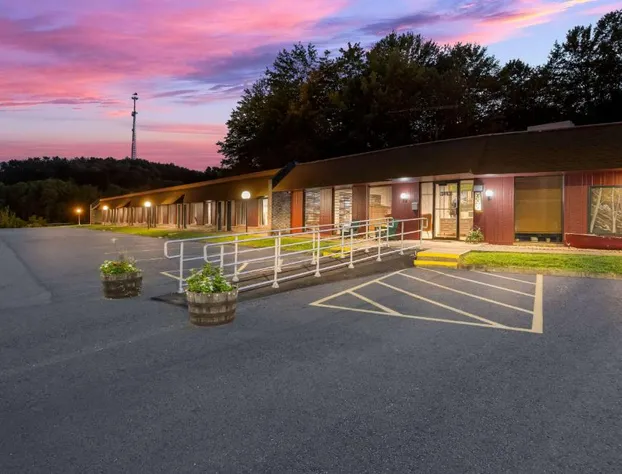 Travelodge By Wyndham Emlenton hotel detail image 4