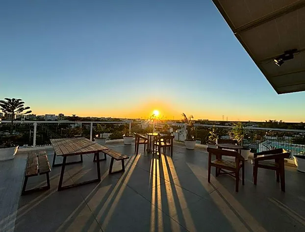 OYO La Cultura Suites hotel detail image 3