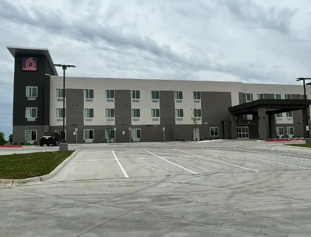 Motel 6 Fort Worth, TX - Lake Worth hotel detail image 2