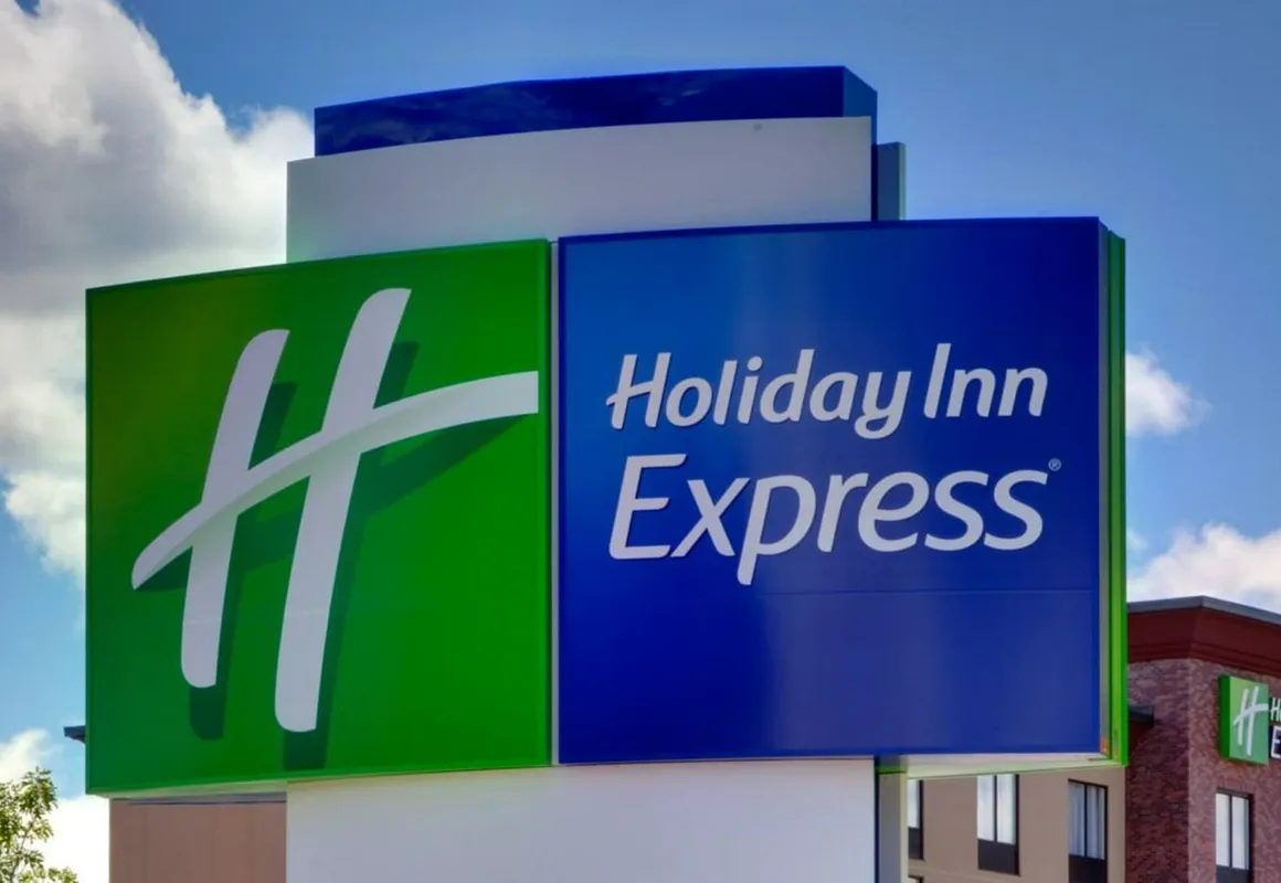 Holiday Inn Express and Suites Oklahoma City Northwest by IHG hotel hero