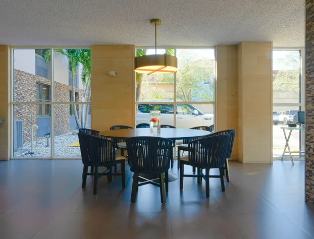 The Palms Inn & Suites hotel detail image 3