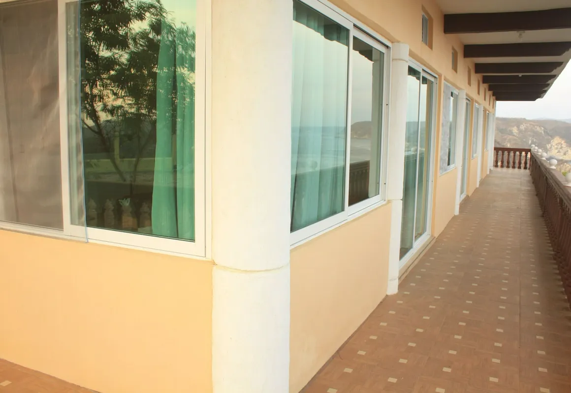 Villa Arrecifes hotel hero