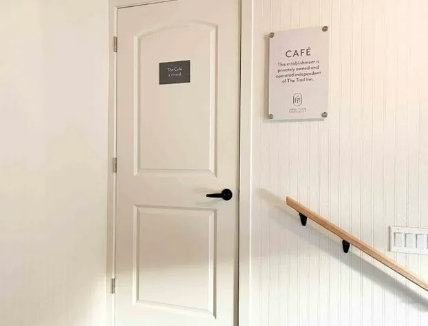 The Trail Inn - Melita, Manitoba - HWY 83/ HWY 3 hotel detail image 1