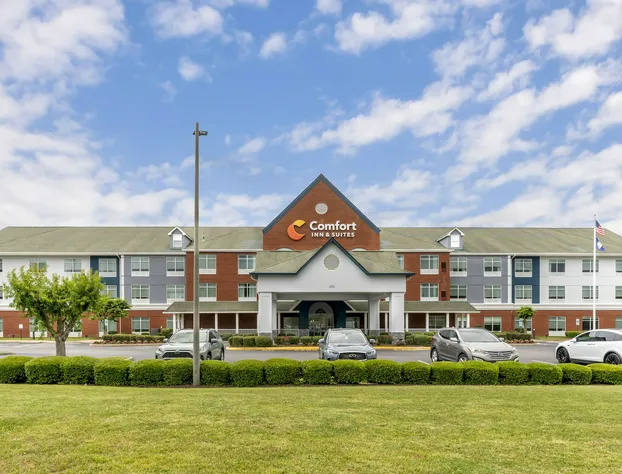 Comfort Inn & Suites Hampton near Coliseum hotel detail image 2