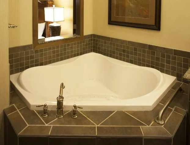 Glacier Canyon Resort by ResortShare hotel detail image 1