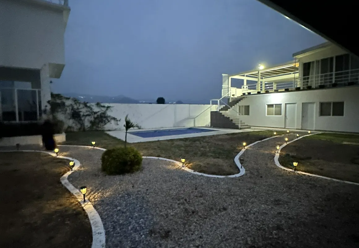 Brida tlayacapan hotel hero