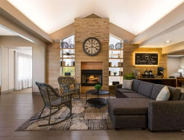 Country Inn & Suites by Radisson, Wichita East, KS hotel detail image 2