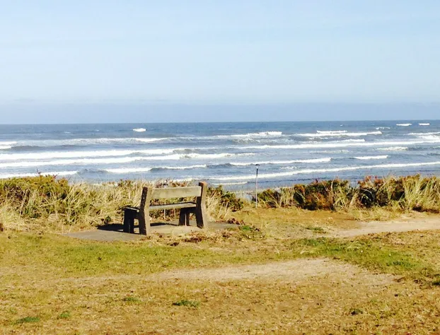 Tillicum Beach Motel (Deane's Oceanfront Lodge) hotel detail image 4