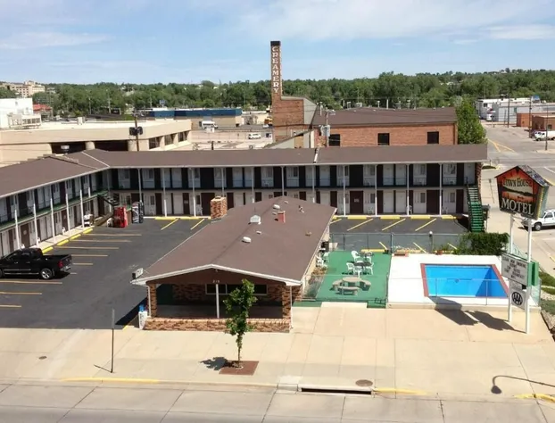 Town House Motel with Pool near Mt. Rushmore hotel detail image 2