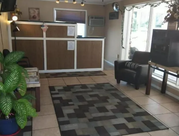 Town House Motel with Pool near Mt. Rushmore hotel detail image 4