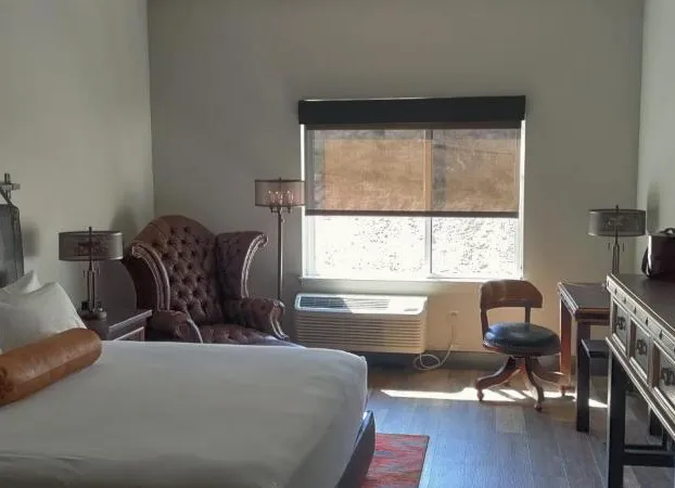 The Bunk House at Cross Keys hotel detail image 4