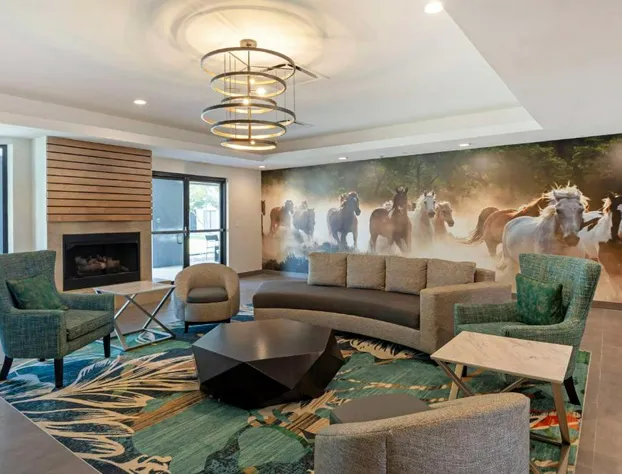 Best Western Plus Fort Worth North hotel detail image 4