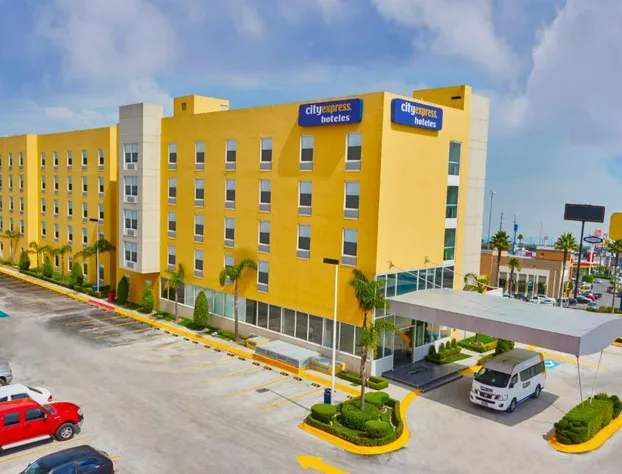 City Express by Marriott Toluca hotel detail image 1