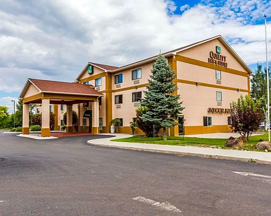 Quality Inn & Suites Montrose - Black Canyon Area hotel hero