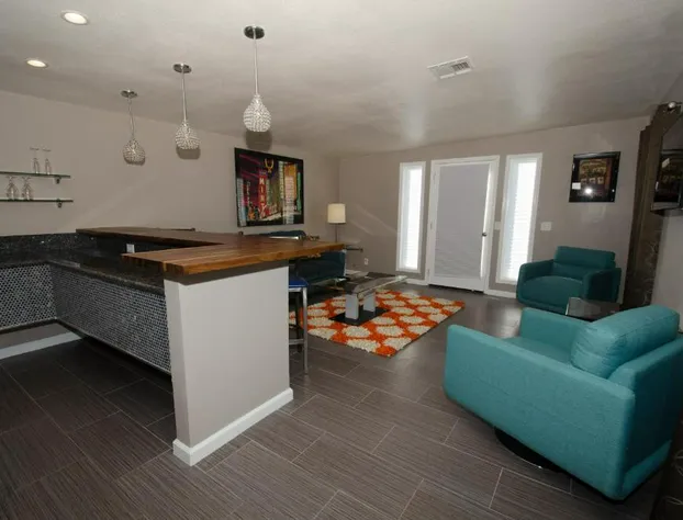 Thunderbird Hotel hotel detail image 3