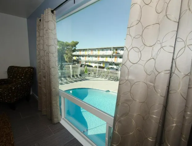 Thunderbird Hotel hotel detail image 4