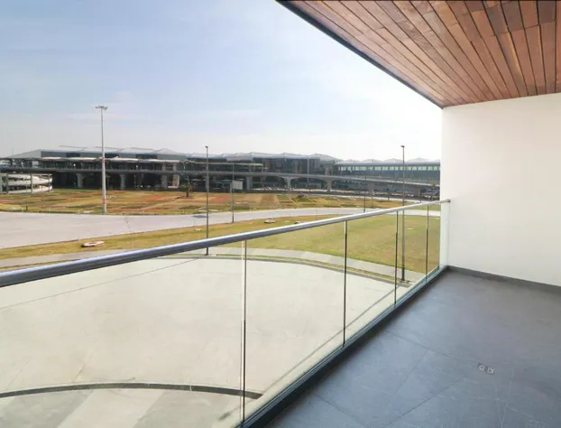 Holiday Inn and Suites Mexico Felipe Angeles Airport hotel detail image 2