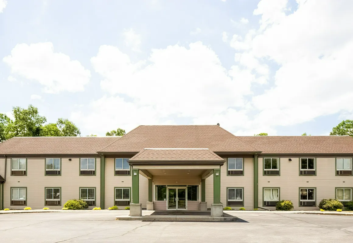 Econo Lodge Whitehall Near Blue Lake Fine Arts Camp, Norton Shores (Mi) hotel hero