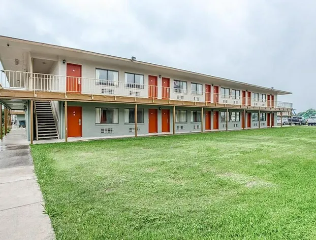 Studio Suites hotel detail image 1