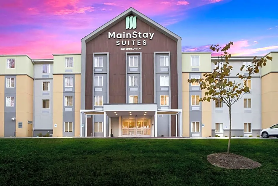 MainStay Suites Gatlinburg Downtown Area hotel hero