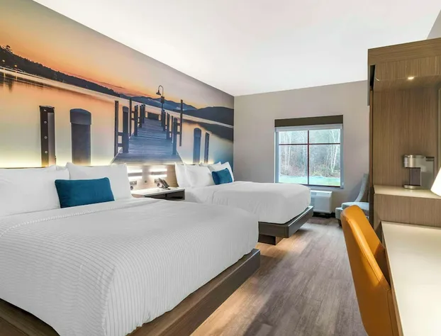 Cambria Hotel Lake Placid - Lakeside Resort hotel detail image 4