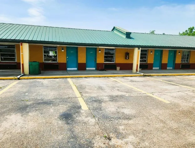 Travel Inn by OYO, Hwy 80 - Jackson hotel detail image 2