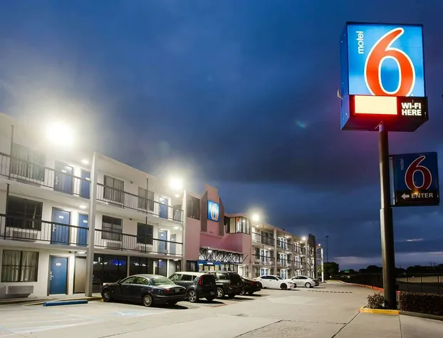 Studio 6 Houston, TX – Medical Center NRG Stadium hotel detail image 1