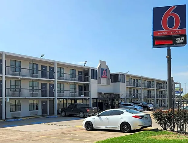 Studio 6 Houston, TX – Medical Center NRG Stadium hotel detail image 1