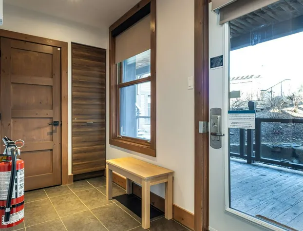 Suites sur Lac Superieur-Mont-Tremblant hotel detail image 4