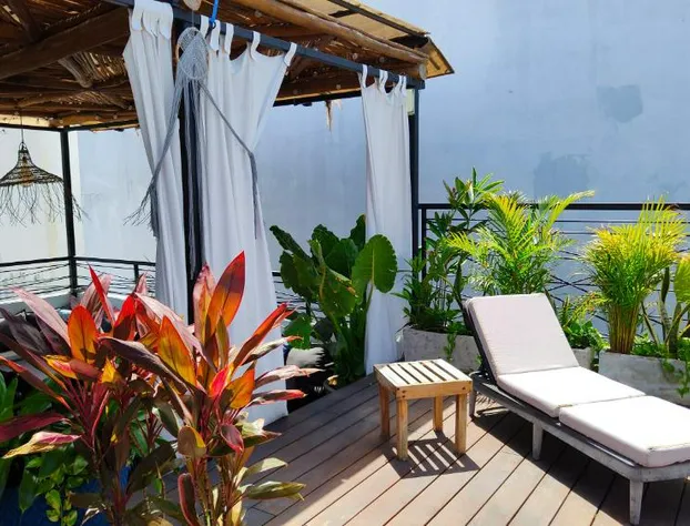 Emiliano 42 Condos Boutique hotel detail image 2