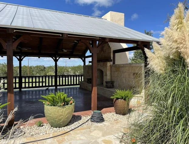 Southern Charm Lodging Bed & Breakfast hotel detail image 4