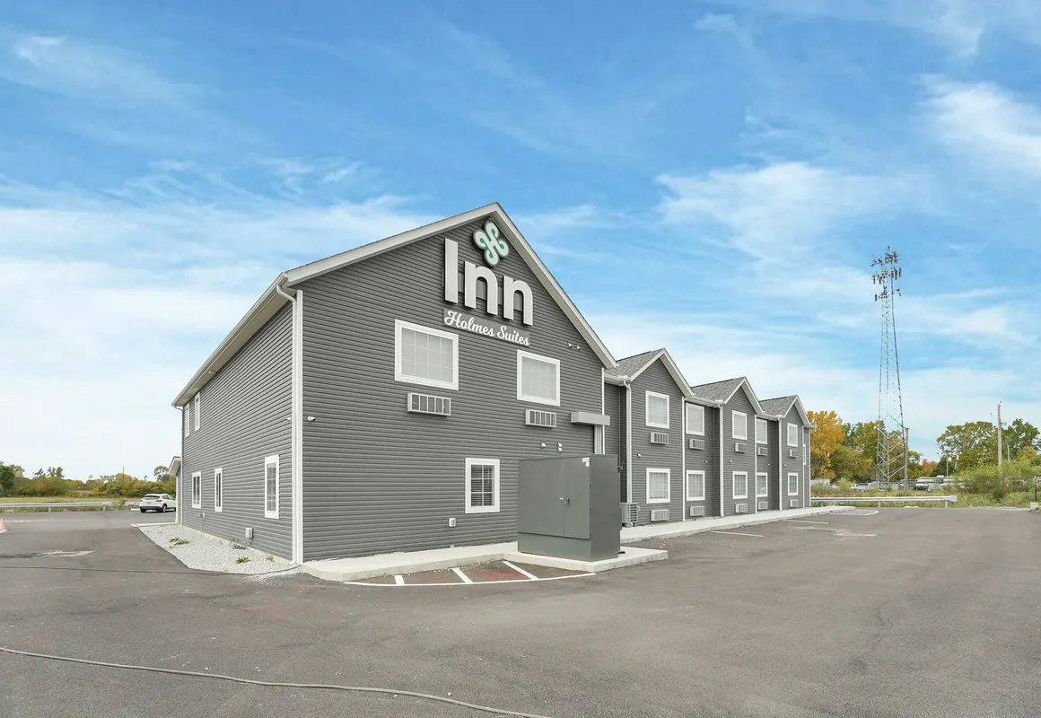 Holmes Suites Inn Columbus Pataskala - I-70 East hotel hero