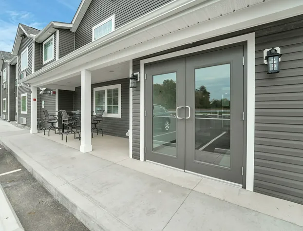 Holmes Suites Inn Columbus Pataskala - I-70 East hotel detail image 1