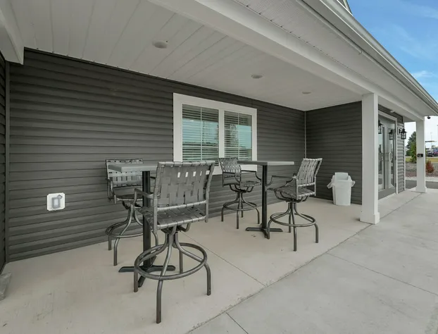 Holmes Suites Inn Columbus Pataskala - I-70 East hotel detail image 2