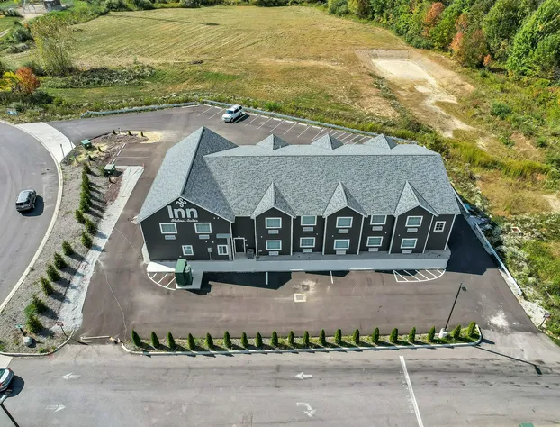 Holmes Suites Inn Columbus Pataskala - I-70 East hotel detail image 3