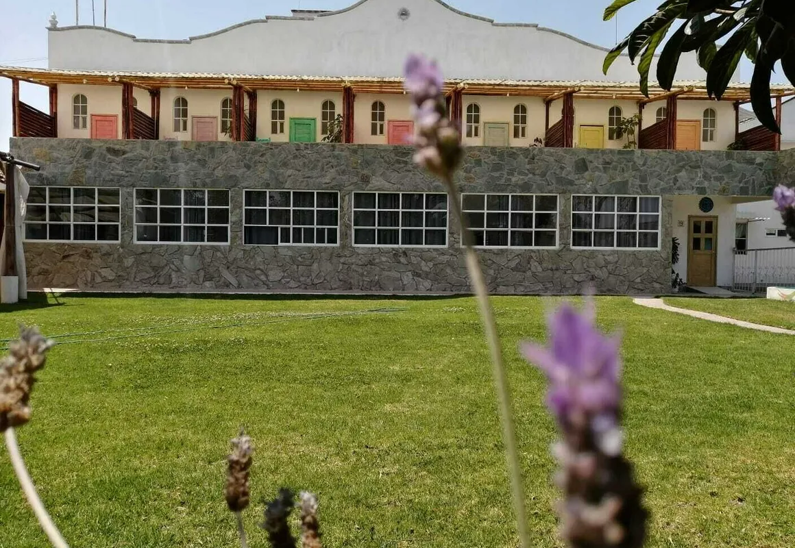 La Casa de los Pavos hotel hero