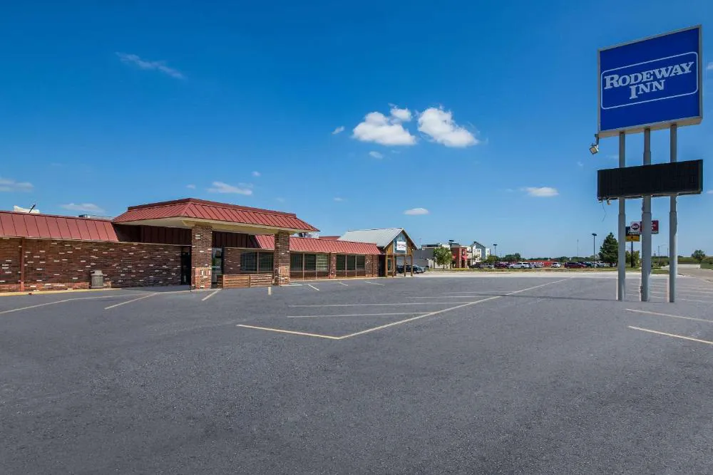 Rodeway Inn McPherson East hotel hero