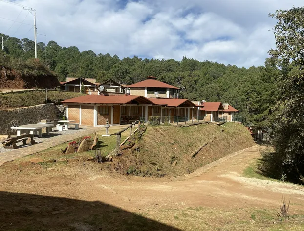 Cabañas los Pirineos hotel detail image 1