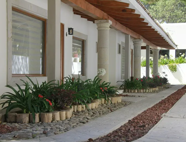 Sublime Valley Resort hotel detail image 2