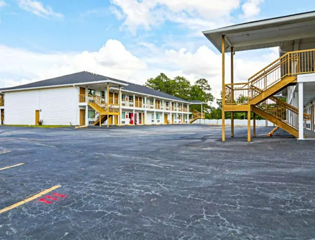 Economy Inn by OYO Ashburn I-75 hotel detail image 3