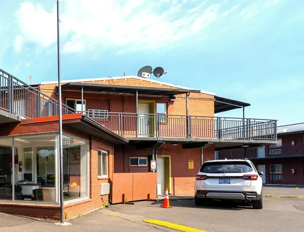 Banfield Studios By OYO Portland OR hotel detail image 3