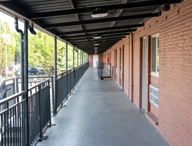 Banfield Studios By OYO Portland OR hotel detail image 4